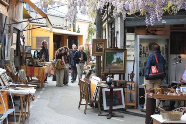 flea-market-tour